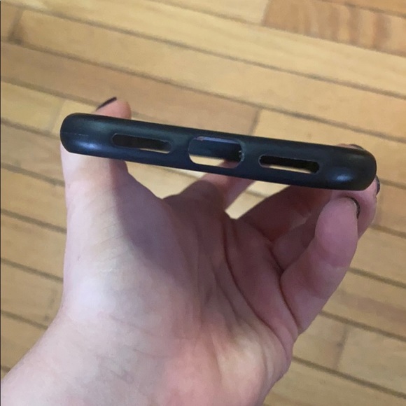 🍌5/$25 iPhone 11 Case - Picture 3 of 5